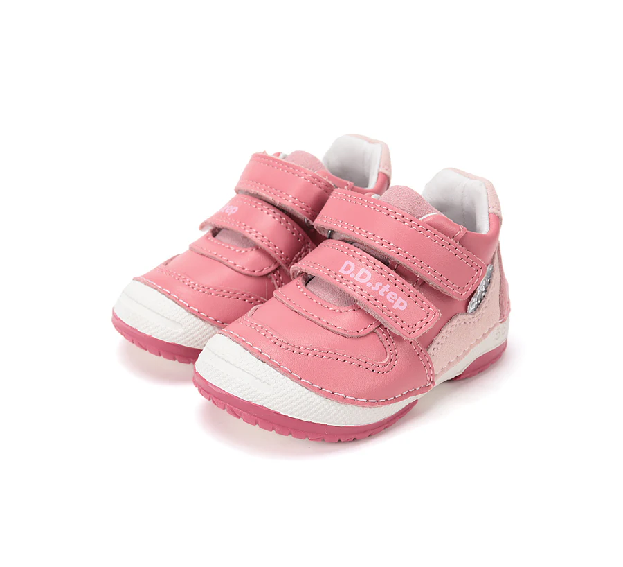 S038 61324CStrawberry06 900x.webp