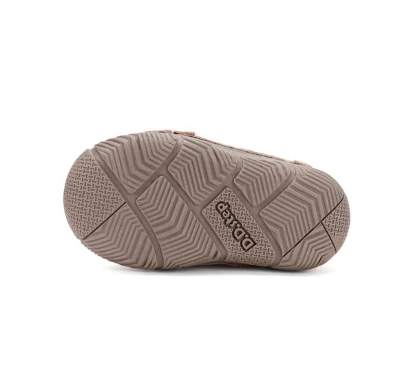 S082 62150BChampagne05 900x