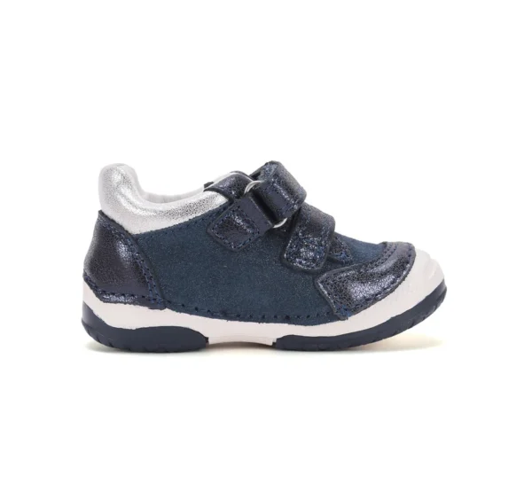 S038 62241DCobalt03 900x